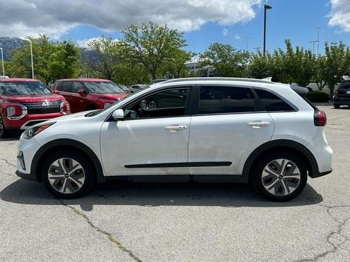 2022 Kia Niro EV EX