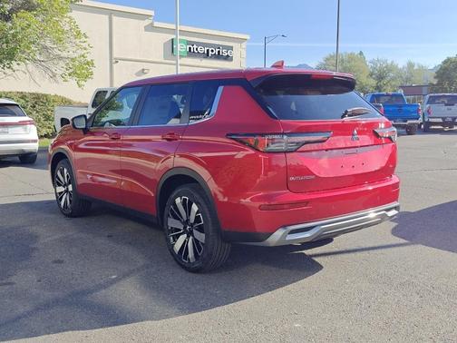 2025 Mitsubishi Outlander