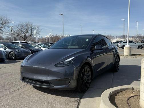 2023 Tesla Model Y Performance