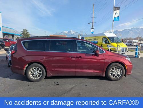 2021 Chrysler Pacifica Touring