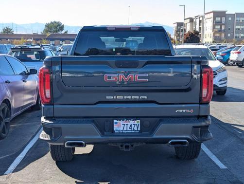 2019 GMC Sierra 1500 AT4