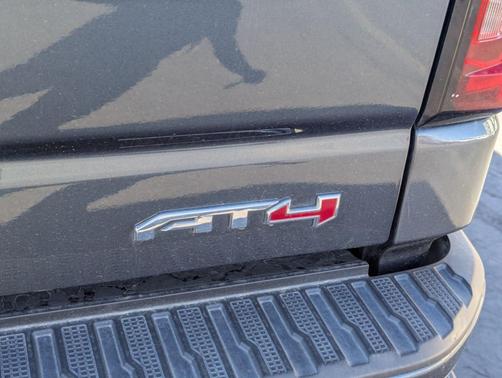 2019 GMC Sierra 1500 AT4