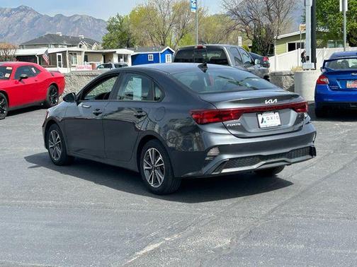 Gravity Gray 2023 Kia Forte LXS