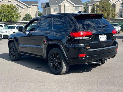 Diamond Black 2018 Jeep Grand Cherokee Altitude