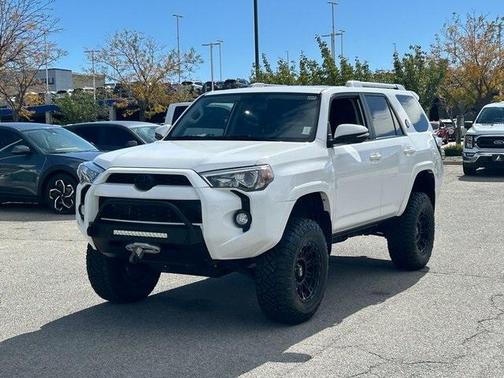 2017 Toyota 4Runner SR5 Premium