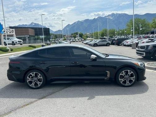2020 Kia Stinger GT-Line