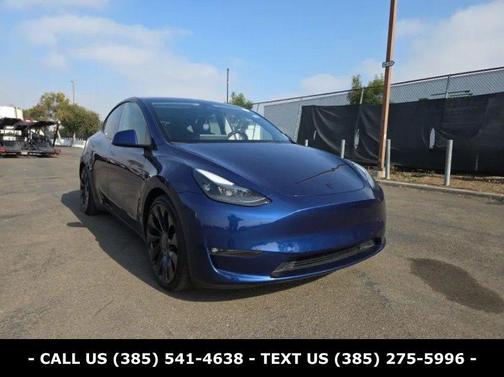 Deep Blue Metallic 2022 Tesla Model Y Performance