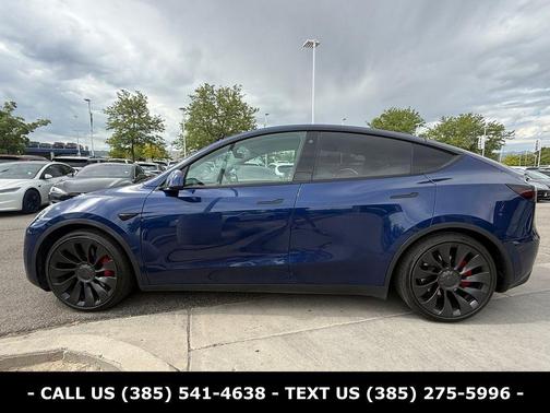 Deep Blue Metallic 2022 Tesla Model Y Performance
