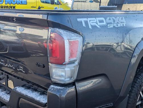 2021 Toyota Tacoma TRD Sport