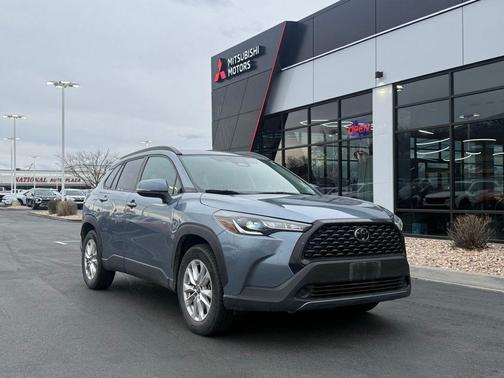 2023 Toyota Corolla Cross LE