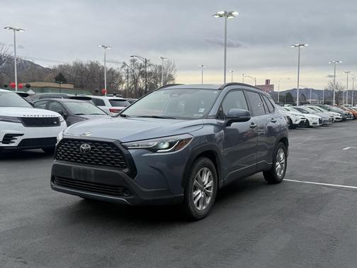 2023 Toyota Corolla Cross LE