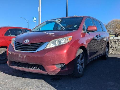 2011 Toyota Sienna Base