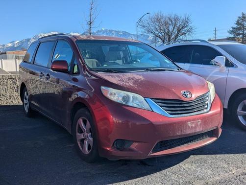 2011 Toyota Sienna Base