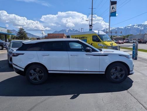 Fuji White 2022 Land Rover Range Rover Velar R-Dynamic S