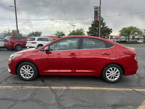 Pomegranate Red Metallic 2022 Hyundai Accent SEL