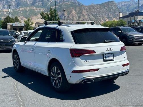 2023 Audi Q5 45 S line quattro Premium