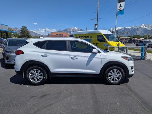 Winter White 2021 Hyundai TUCSON Value