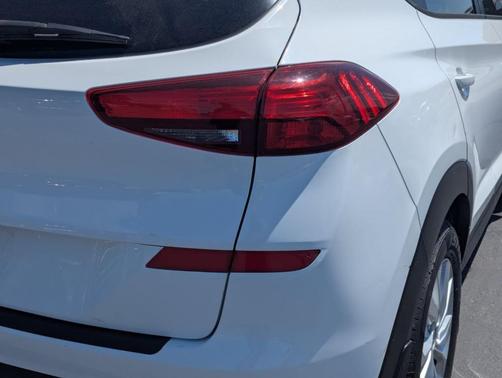 Winter White 2021 Hyundai TUCSON Value