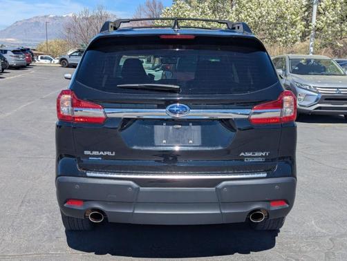 Crystal Black Silica 2021 Subaru Ascent Touring 7-Passenger