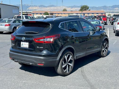 2020 Nissan Rogue Sport SL