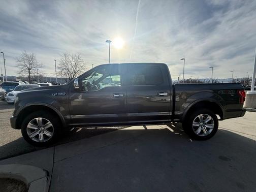 2015 Ford F-150 Platinum