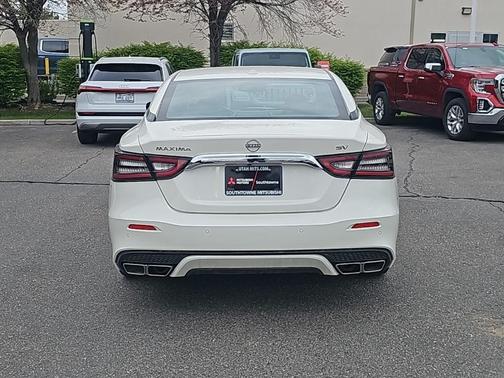 2023 Nissan Maxima SV