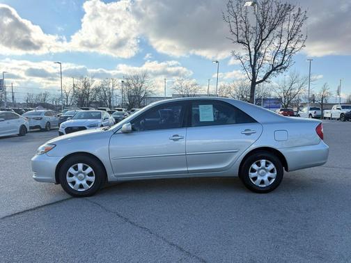 2003 Toyota Camry LE