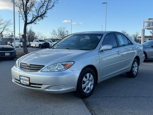 2003 Toyota Camry LE