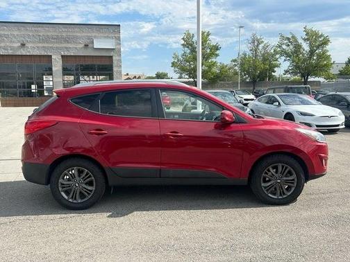 2015 Hyundai TUCSON SE