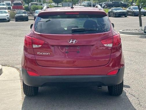 2015 Hyundai TUCSON SE