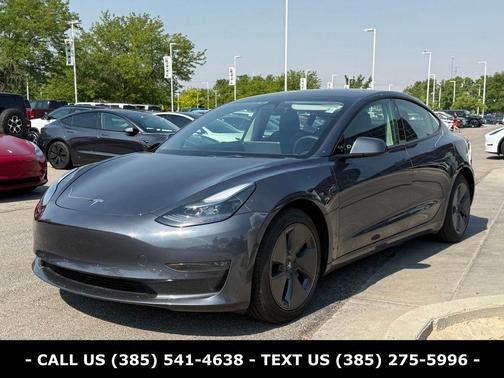 Midnight Silver Metallic 2022 Tesla Model 3 Long Range