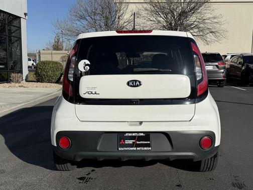 2018 Kia Soul Base