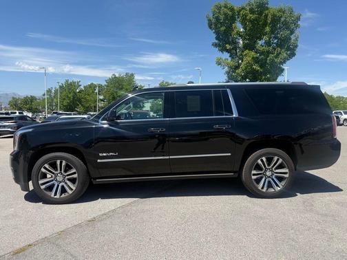 Onyx Black 2018 GMC Yukon XL Denali