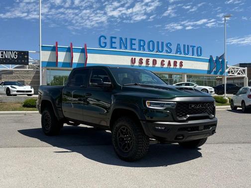 Serrano Red 2026 RAM 1500 RHO