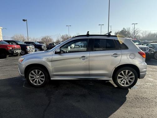 2011 Mitsubishi Outlander Sport SE
