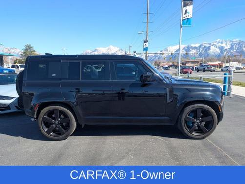 2022 Land Rover Defender 110 V8