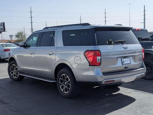 2023 Ford Expedition Max XLT
