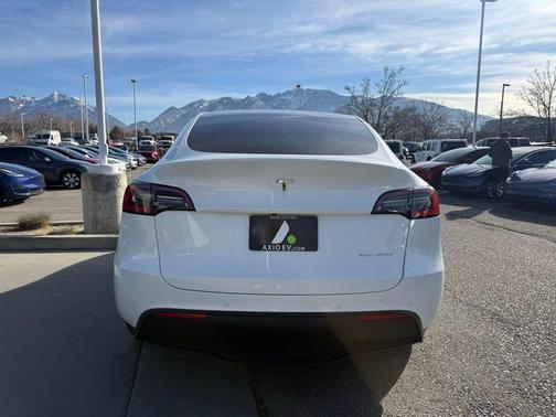 2020 Tesla Model Y Long Range
