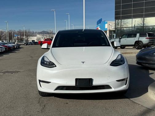 2020 Tesla Model Y Long Range