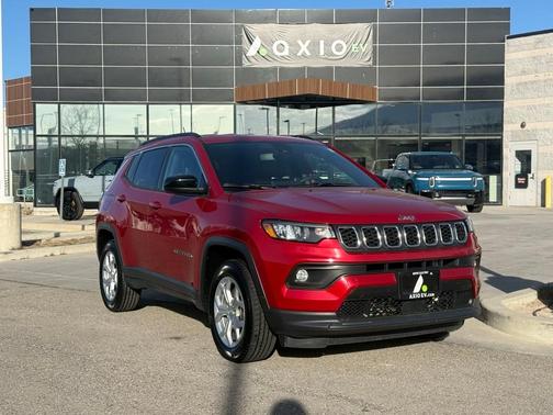 2024 Jeep Compass Latitude