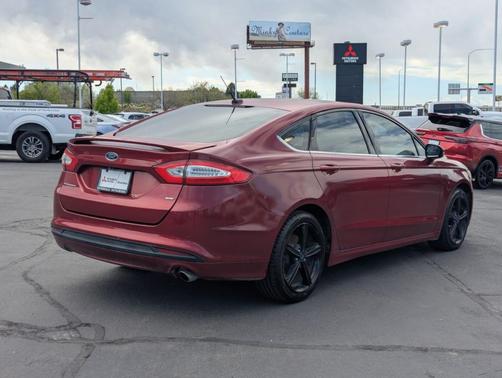 Ruby Red Metallic 2016 Ford Fusion SE