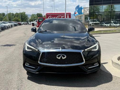 Black Obsidian 2018 INFINITI Q60 3.0t LUXE