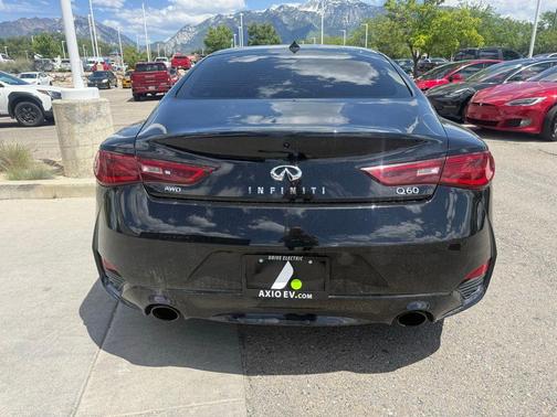 Black Obsidian 2018 INFINITI Q60 3.0t LUXE