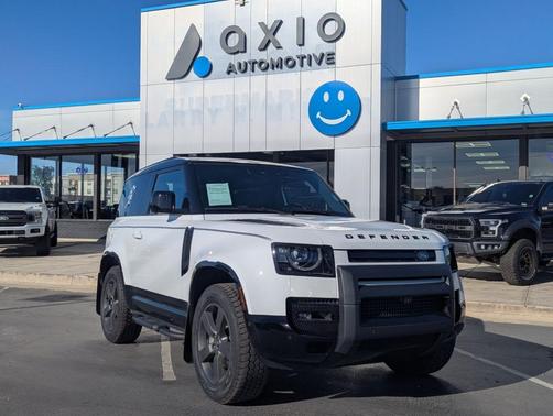 2024 Land Rover Defender P400 X-Dynamic SE