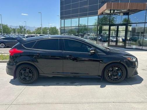 2017 Ford Focus RS Base
