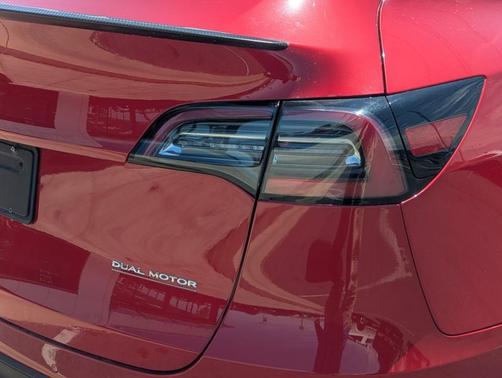 2020 Tesla Model Y Performance