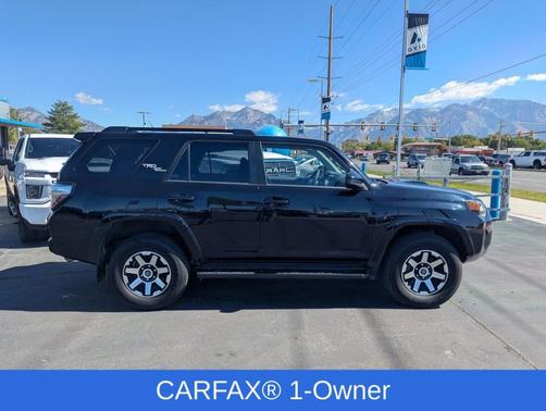 2024 Toyota 4Runner TRD Off Road