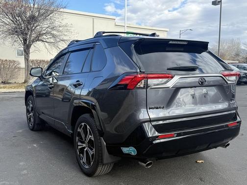 2025 Toyota RAV4 Plug-In Hybrid XSE