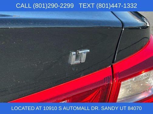 Mosaic Black Metallic 2023 Chevrolet Malibu LT