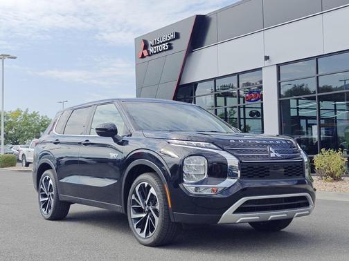 2025 Mitsubishi Outlander PHEV SE